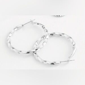 Tocara Peyton Hoop Earrings